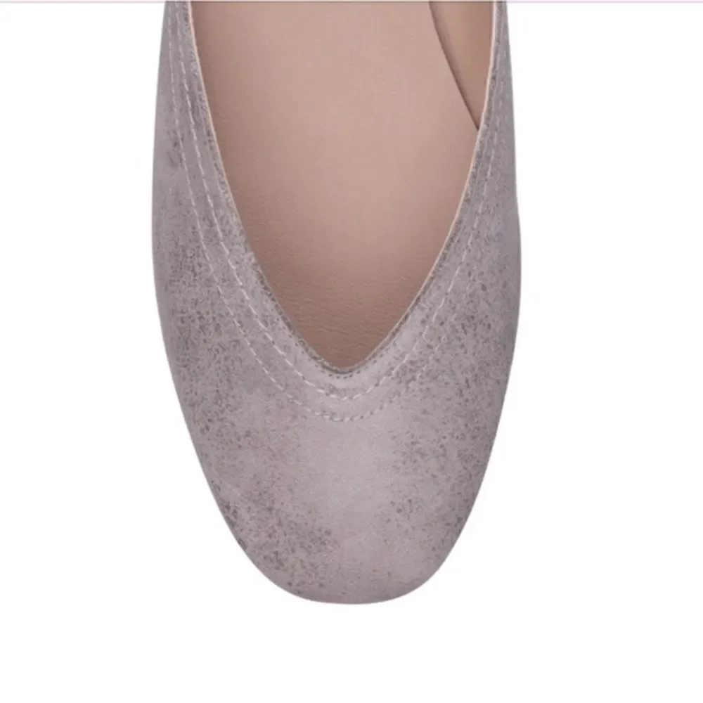 Lucky Brand ALBA Titanium Gray Leather Slip On Ballet Flats  New without Box